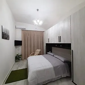 https://capuozzo-home.hotels-amalfi.com